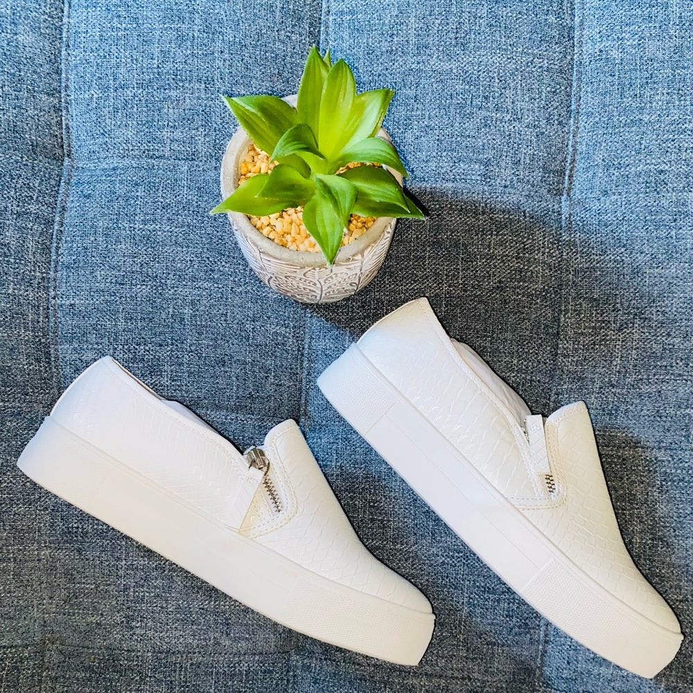 JustFab women shoes